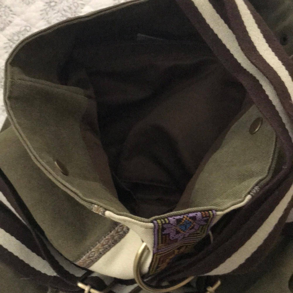 Backpack - Picture 3 of 3